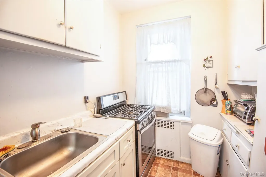 3321 Bruckner Boulevard Bronx NY 10461