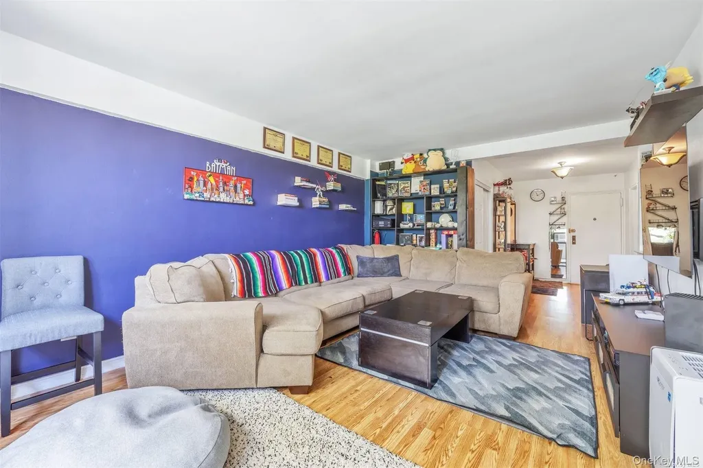 7520 Bell Boulevard Bayside NY 11364