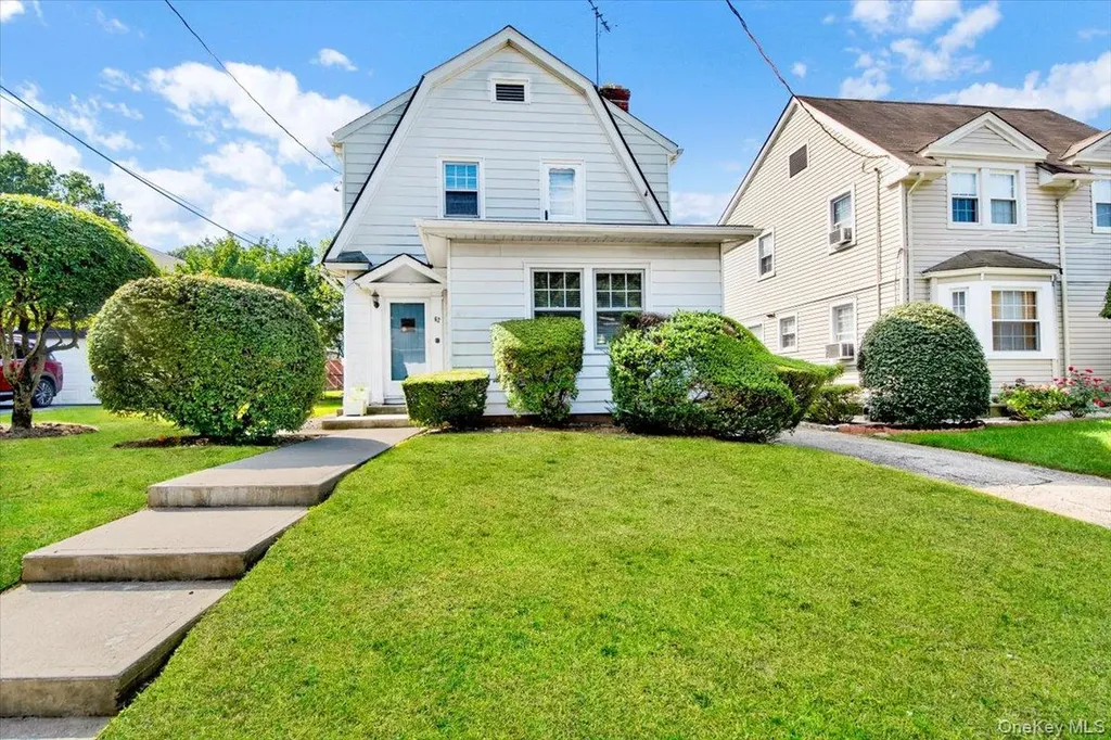 62 Dover Lane Yonkers NY 10710
