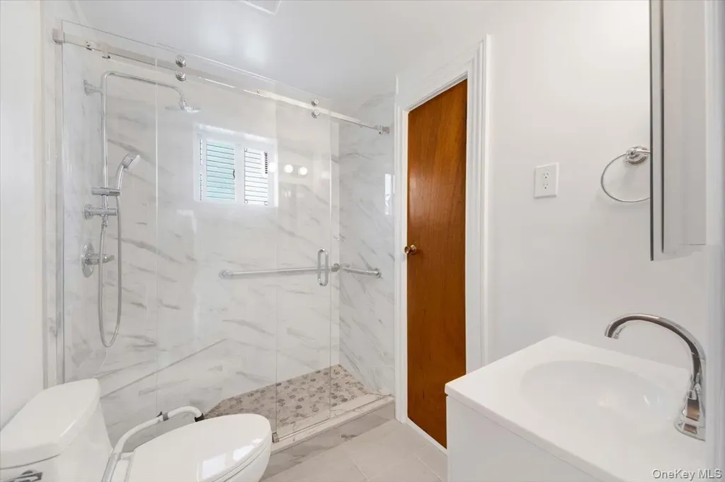 62 Dover Lane Yonkers NY 10710