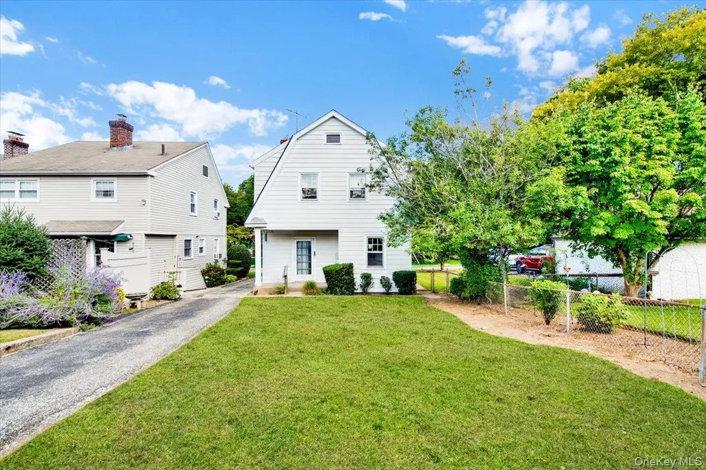 62 Dover Lane Yonkers NY 10710
