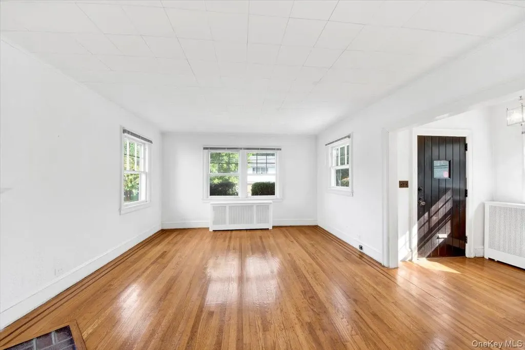 62 Dover Lane Yonkers NY 10710