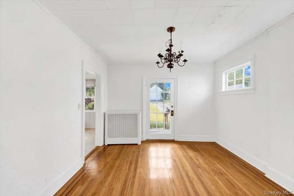 62 Dover Lane Yonkers NY 10710