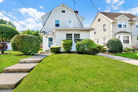 62 Dover Lane Yonkers NY 10710
