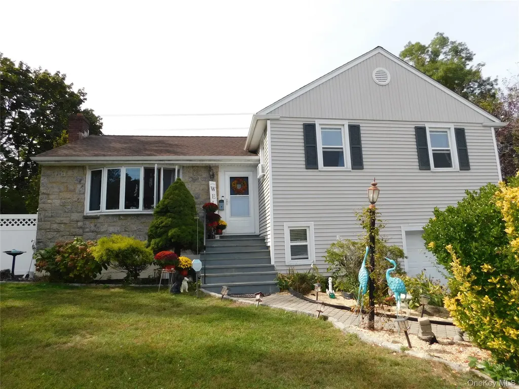 61 Newport Road Yonkers NY 10710