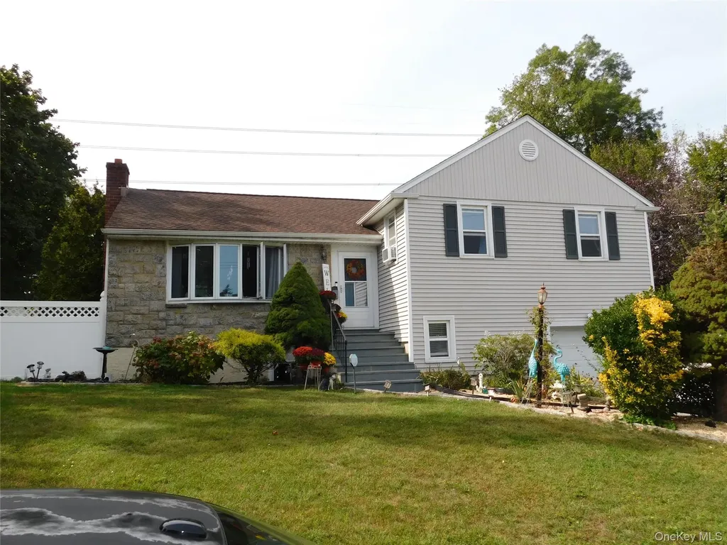 61 Newport Road Yonkers NY 10710