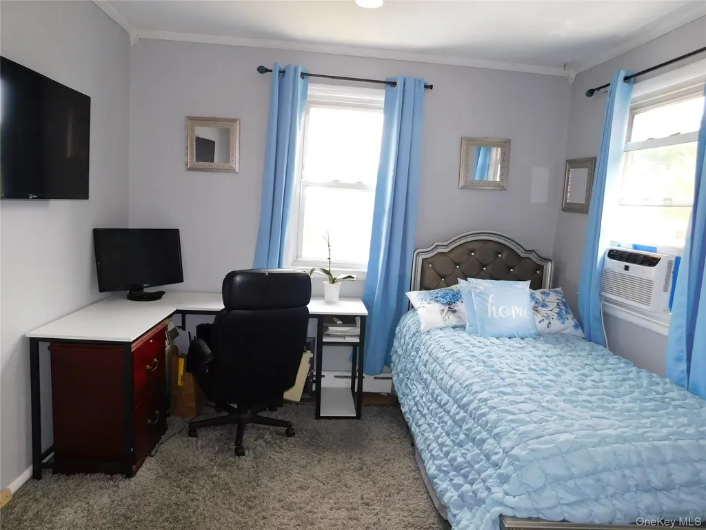 61 Newport Road Yonkers NY 10710
