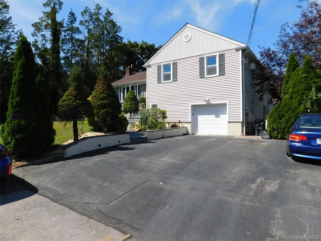 61 Newport Road Yonkers NY 10710