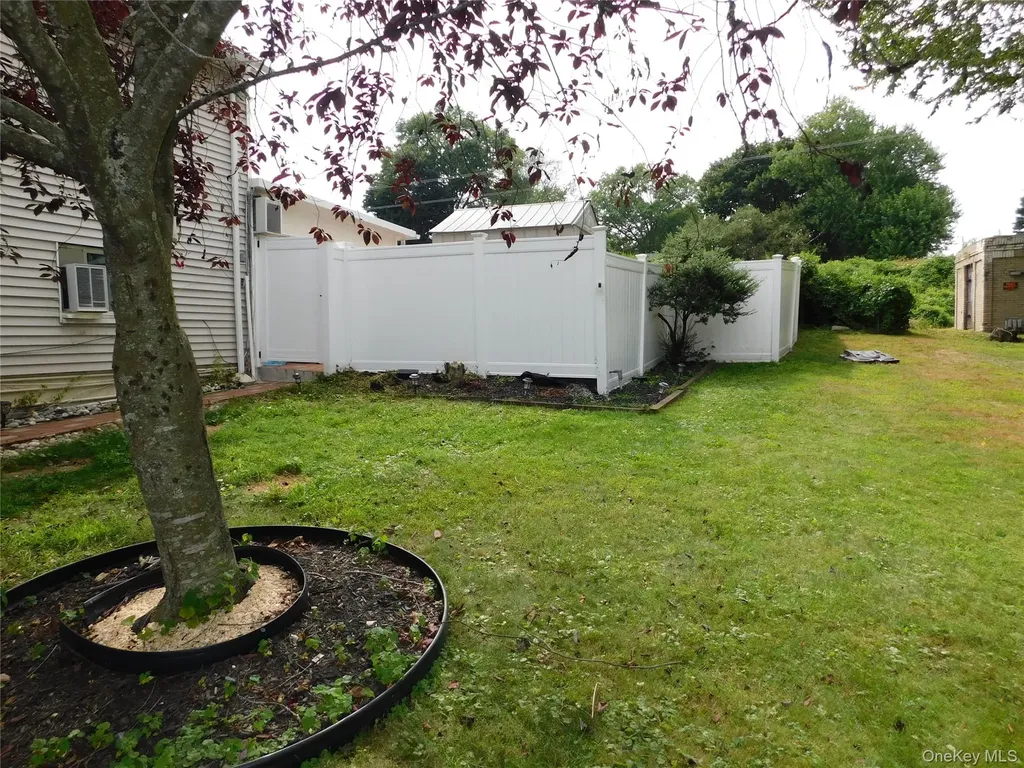 61 Newport Road Yonkers NY 10710