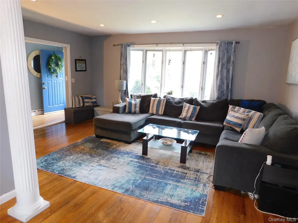 61 Newport Road Yonkers NY 10710