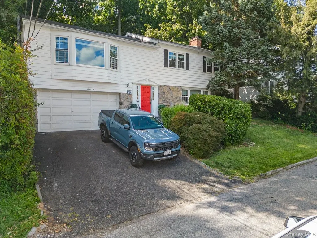 65 Brookdale Drive Yonkers NY 10710