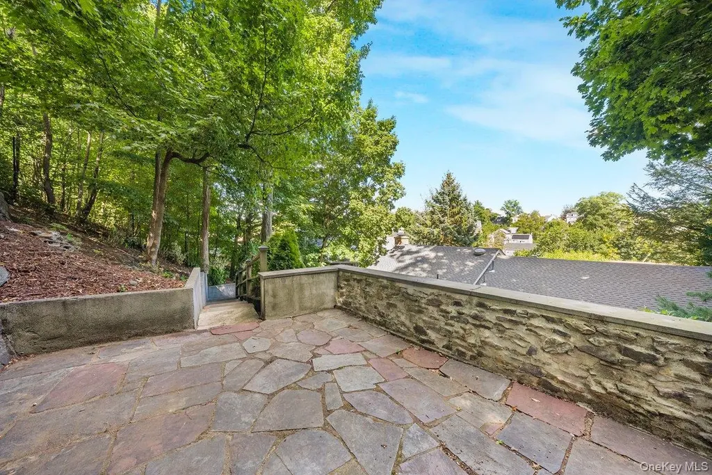 65 Brookdale Drive Yonkers NY 10710