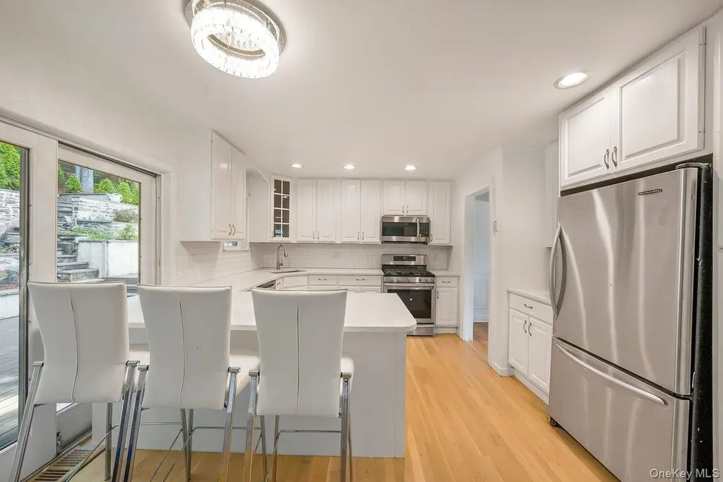 65 Brookdale Drive Yonkers NY 10710