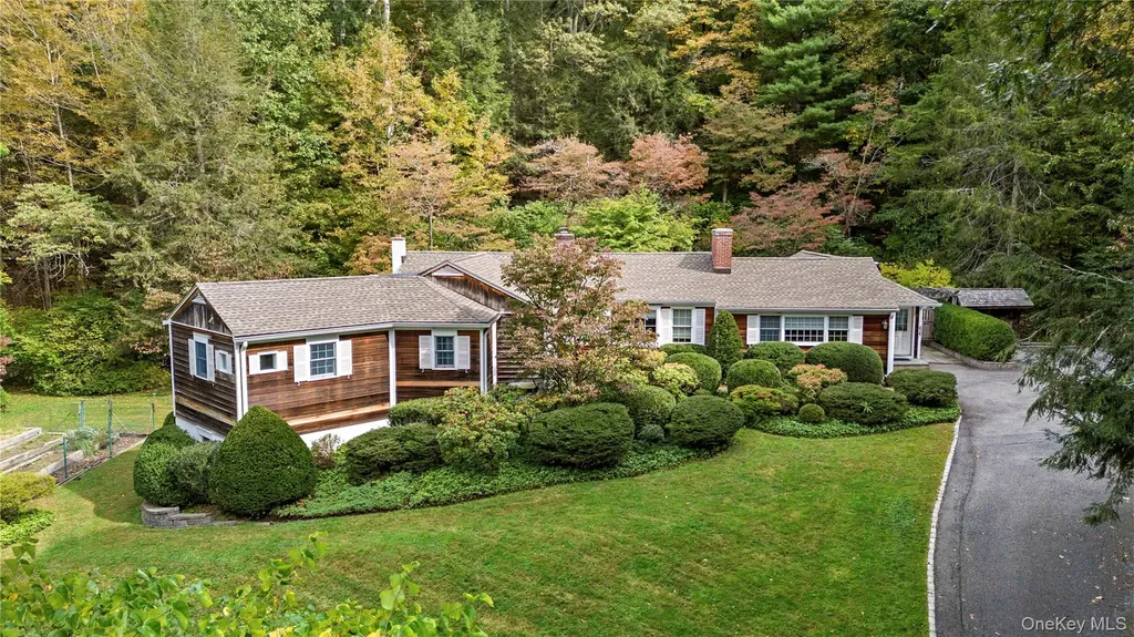 40 Baylis Lane Bedford NY 10506