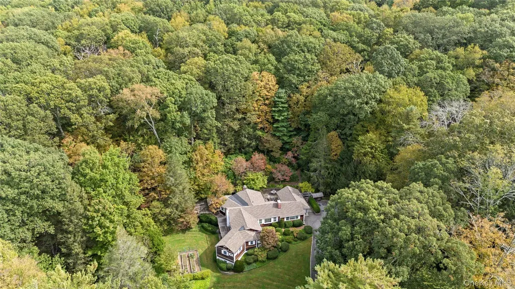 40 Baylis Lane Bedford NY 10506