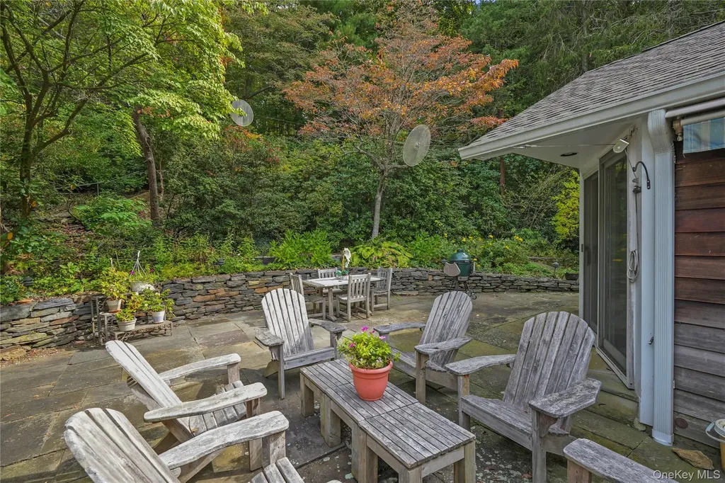 40 Baylis Lane Bedford NY 10506