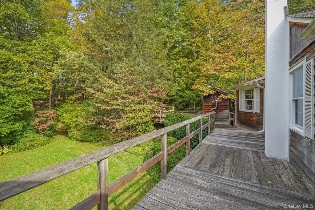 40 Baylis Lane Bedford NY 10506