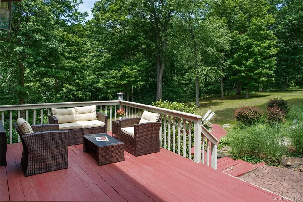 29 Cunningham Lane Pawling NY 12564