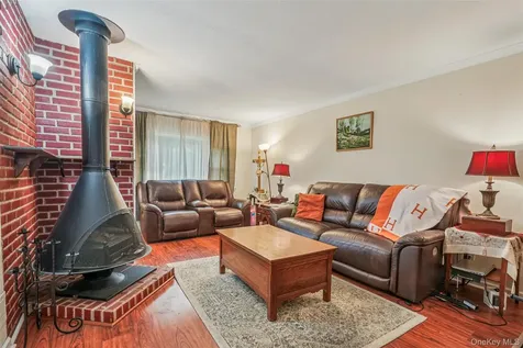 11 Hustis Road Cold Spring NY 10516