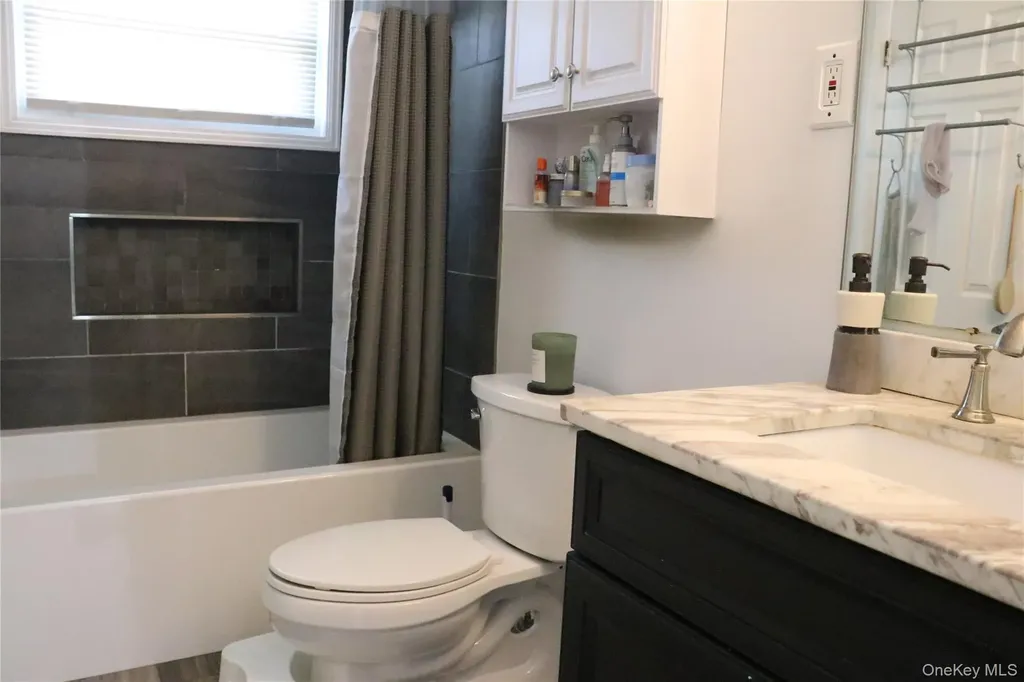 23 Buttermilk Drive Poughkeepsie NY 12601
