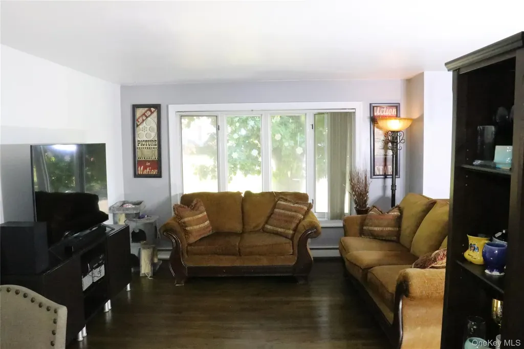 23 Buttermilk Drive Poughkeepsie NY 12601