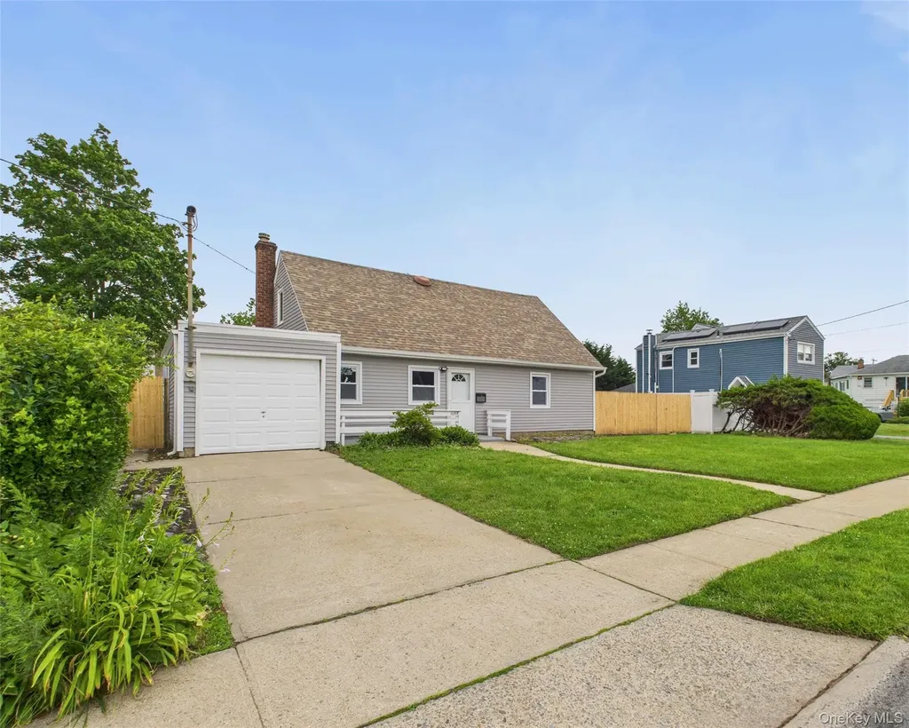 1057 Washington Street Baldwin NY 11510