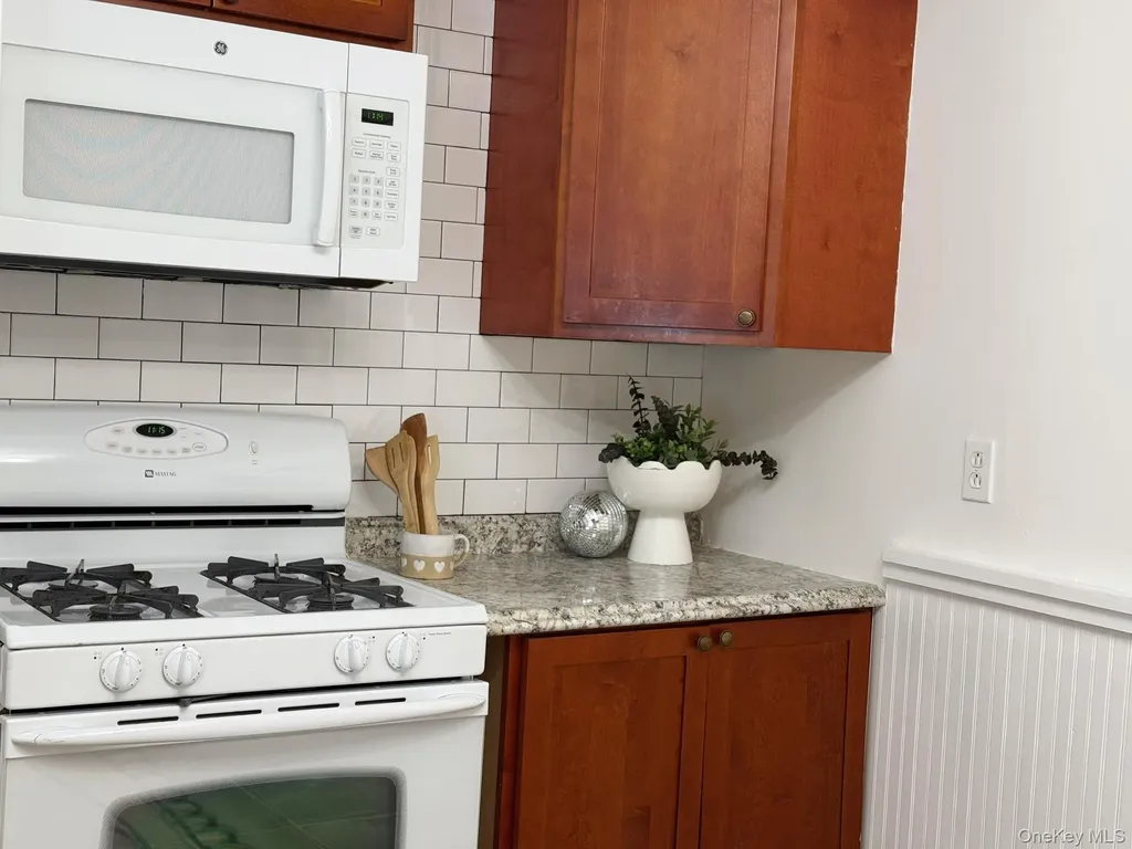 66 Park Road Yulan NY 12792
