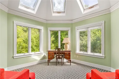 6 Love Lane Harrison NY 10528