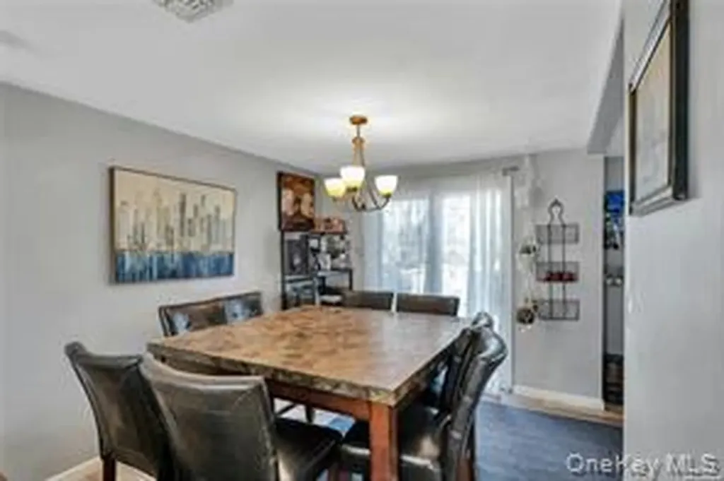 21 Deville Drive Selden NY 11784