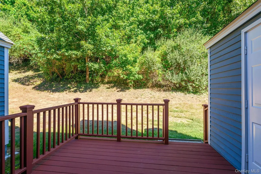 1902 Dunhill Drive Brewster NY 10509