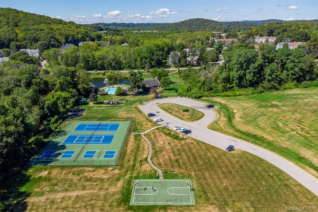 1902 Dunhill Drive Brewster NY 10509