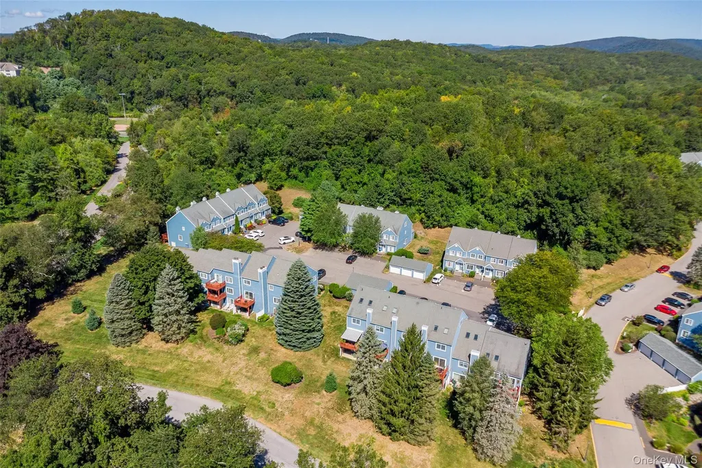 1902 Dunhill Drive Brewster NY 10509