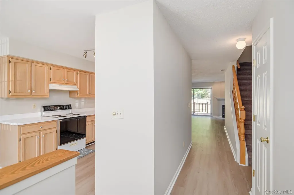 1902 Dunhill Drive Brewster NY 10509