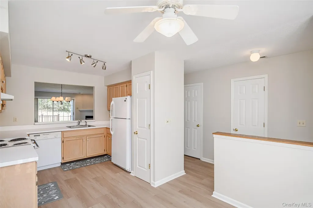1902 Dunhill Drive Brewster NY 10509