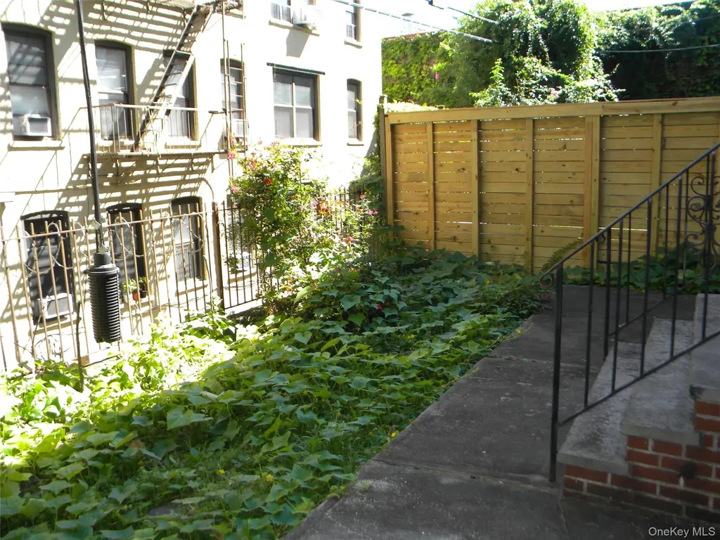 231 Park Place Brooklyn NY 11238