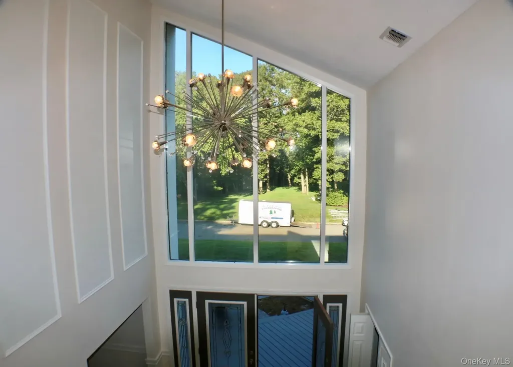 10 Cedarfield Terrace Saint James NY 11780