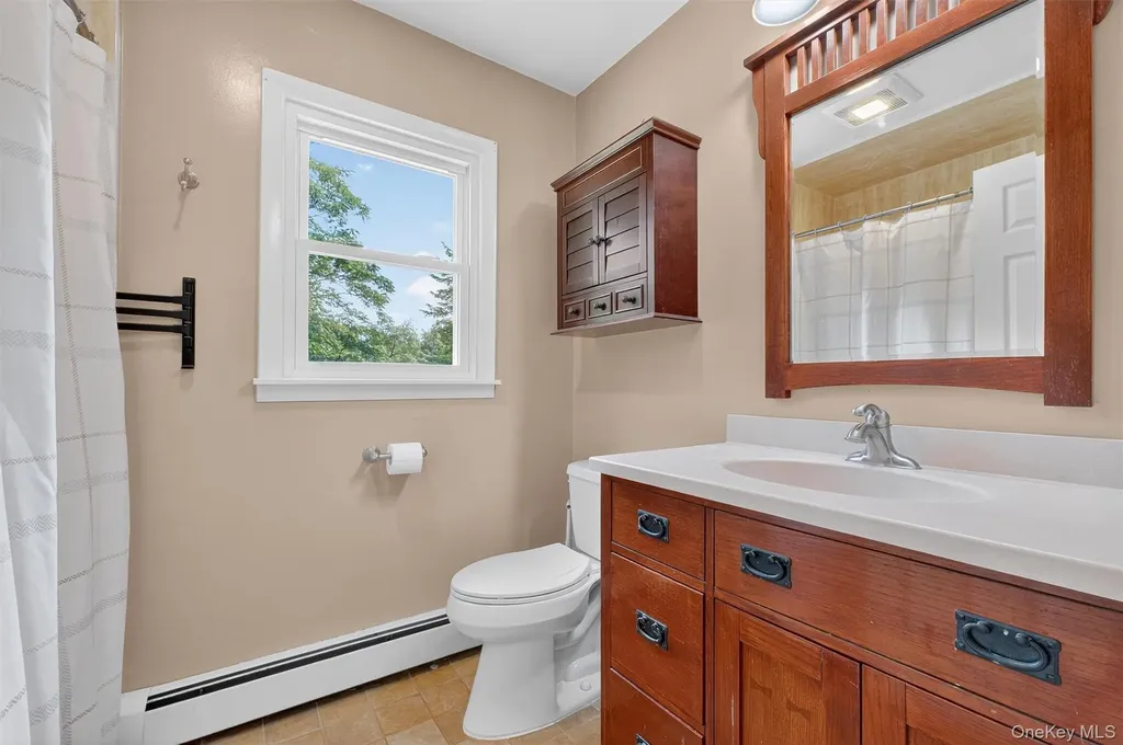 43 Mandalay Drive Poughkeepsie NY 12603