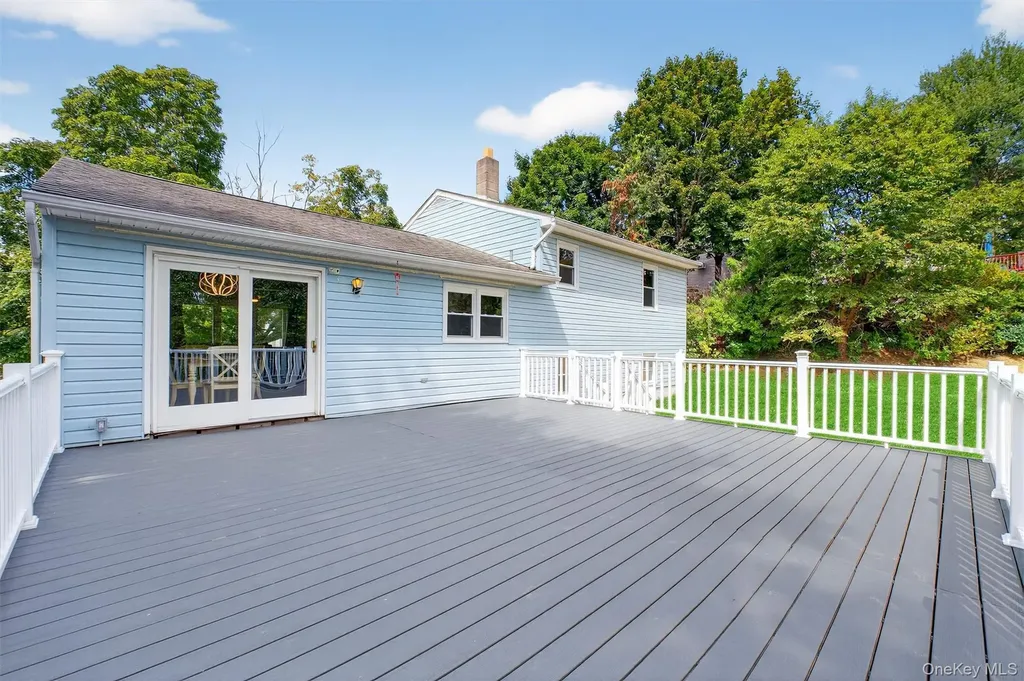 43 Mandalay Drive Poughkeepsie NY 12603