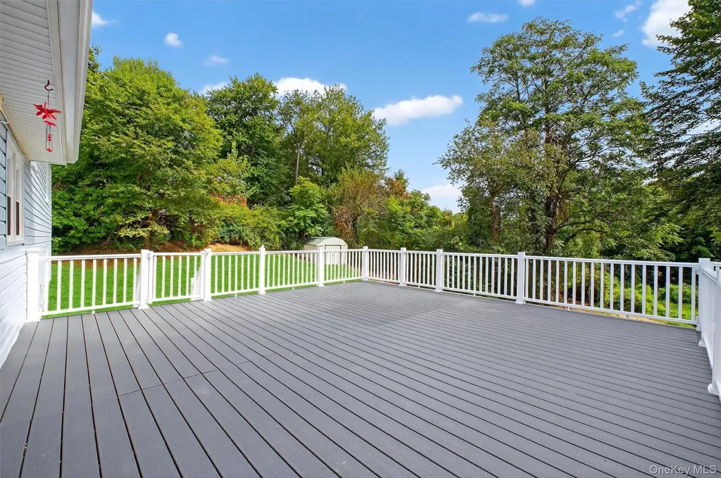 43 Mandalay Drive Poughkeepsie NY 12603