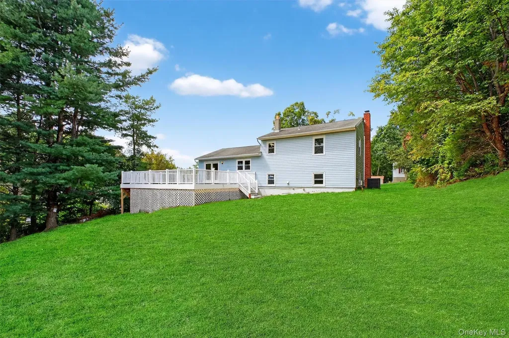 43 Mandalay Drive Poughkeepsie NY 12603