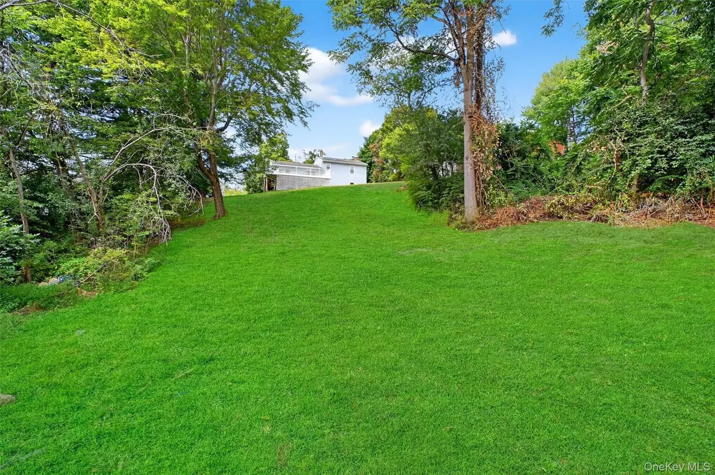 43 Mandalay Drive Poughkeepsie NY 12603