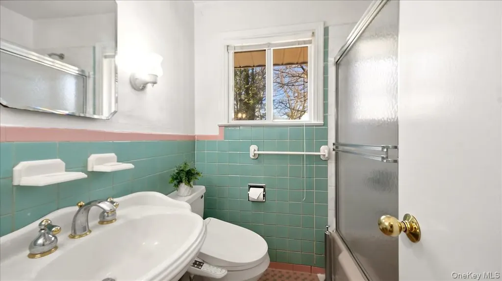 247 Croydon Road Yonkers NY 10710