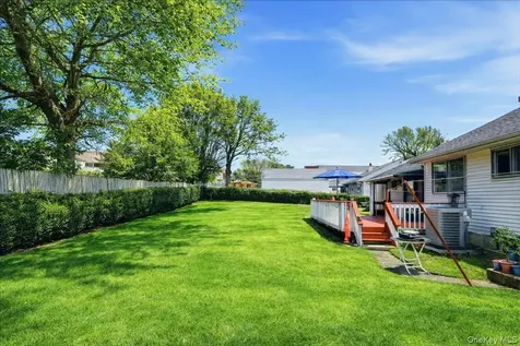 247 Croydon Road Yonkers NY 10710
