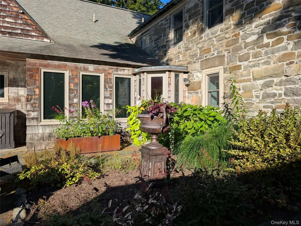 441 Scotchtown Collabar Road Middletown NY 10941