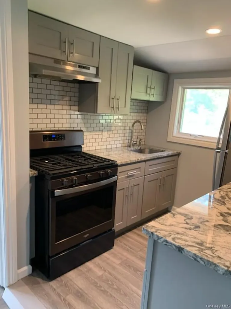1354 N Windsor Avenue Bay Shore NY 11706
