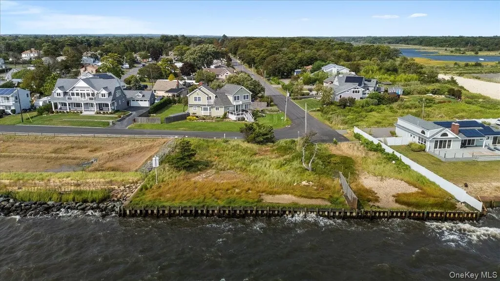 20 S Breeze Drive East Patchogue NY 11772