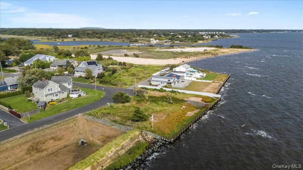 20 S Breeze Drive East Patchogue NY 11772