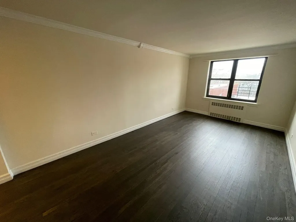 100-11 67th Road Forest Hills NY 11375