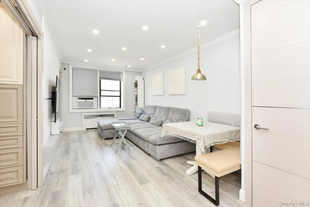 2680 E 19th Street Brooklyn NY 11235
