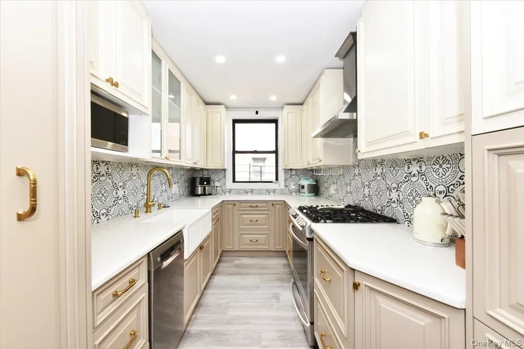 2680 E 19th Street Brooklyn NY 11235